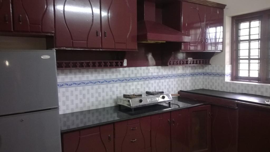 Indeevaram Apartments Kovalam Chambre photo